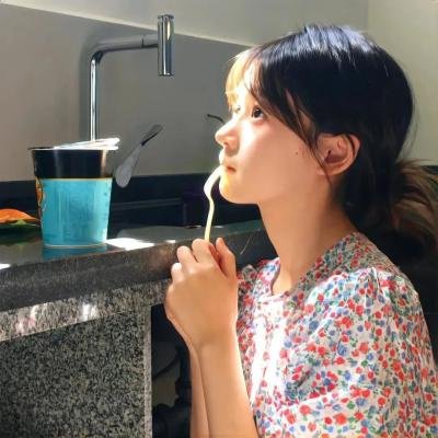 呢喃语页